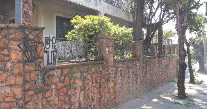 Terreno a venda no Planalto Paulista com 1.399m². de esquina