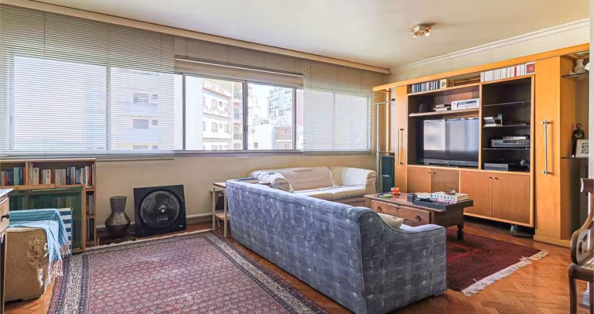 Apartamento de 03 quartos,01 suíte, 01 vaga e 130M² no Campo Belo