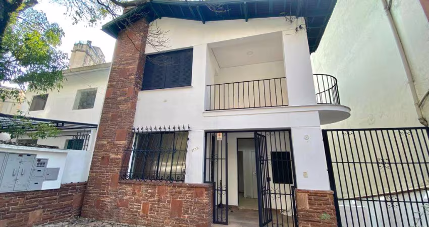 Sobrado comercial ao lado da PUC SP-Excelente estado.