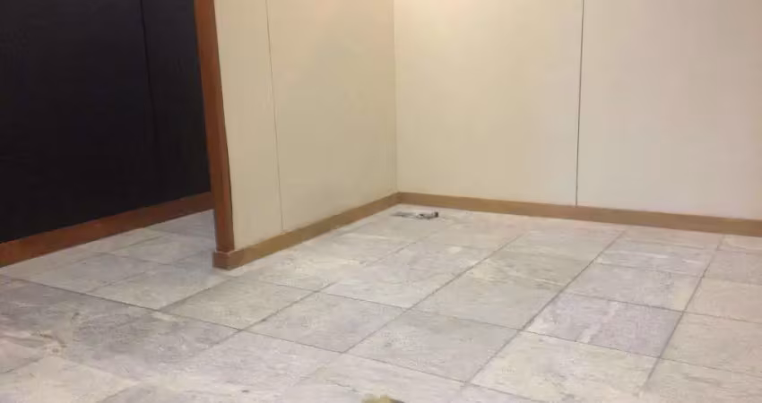 Sala comercial | 163 metros | 5 vagas | 3 banheiros |