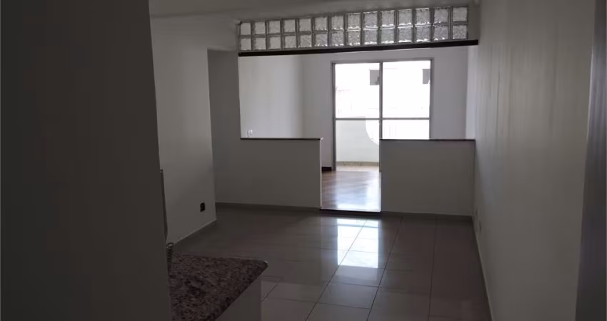 Apartamento a venda na V. Olímpia.