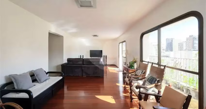 Apartamento a venda no jardins com 290 m², 4 dormitórios, 4 vagas!