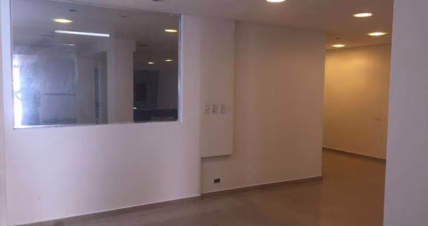 Excelente oportunidade de LOCAÇÃO COMERCIAL na divisa de Vila Nova e Vila Olímpia