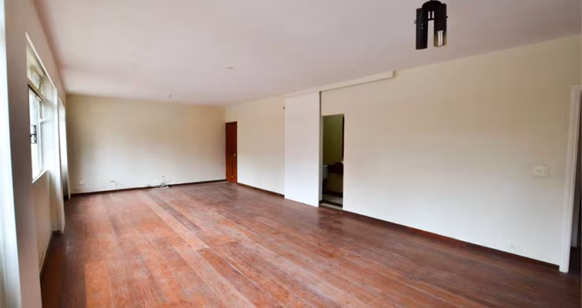 Reformado - 140m² no Jardim Paulista -