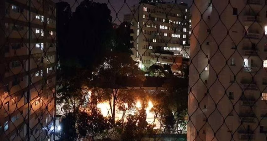 LINDO E MODERNO APARTAMENTO PARA LOCAÇÃO NA OSCAR FREIRE!!!