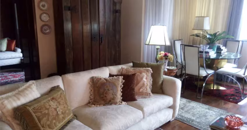 Excelente apartamento no paraíso, entre paulista e ibirapuera, 333 m² de área útil, 4 suítes e 5 vagas.