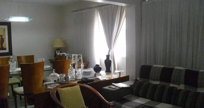 Apto nos Jardins  117m², 3 dorms, 1 suíte e 1 vaga