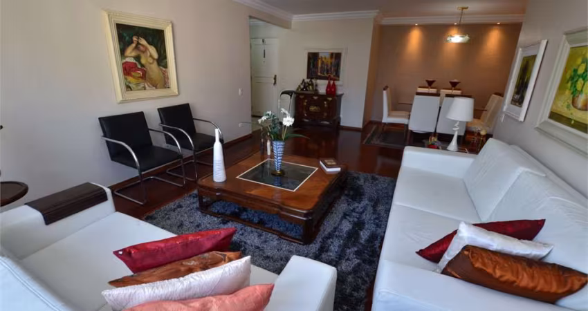APARTAMENTO 116M2 REFORMADO NA RUA DOS FRANCESES, CONDOMÍNIO ARBORIZADO, 2 VAGAS