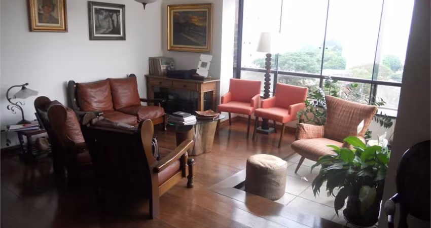 Bom apartamento no Paraíso, vista para Parque Ibirapuera!
