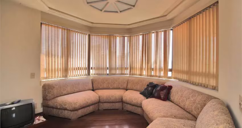 Vende-se cobertura duplex em moema -4dormitóros-2 suítes -5 vagas