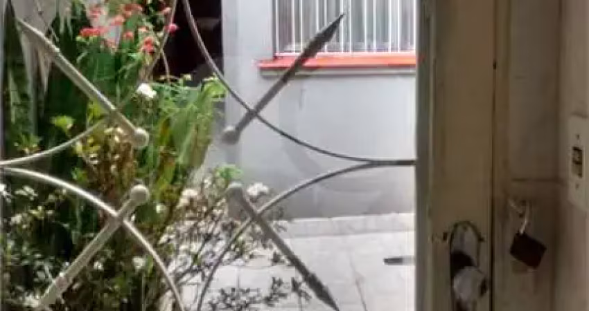 Casa com 12 quartos à venda na Rua Guapiaçu, --, Vila Clementino, São Paulo