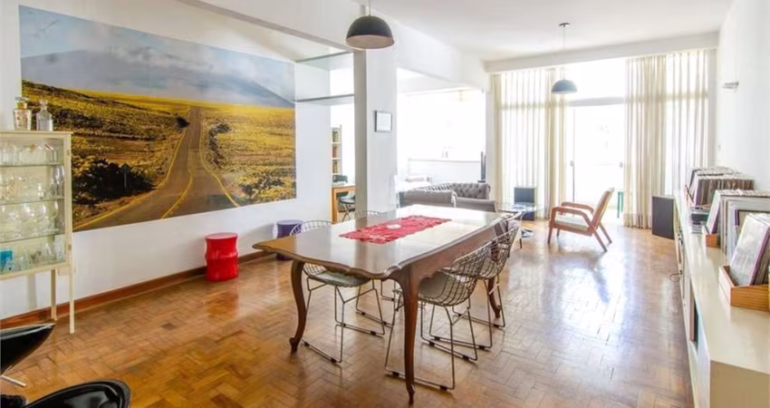 Apartamento despojado de 140m2 nos Jardins