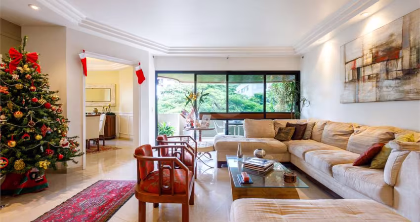 Apartamento 4 suítes, 3 vagas, piscina aquecida, fitness e quadra, Moema Pássaros!