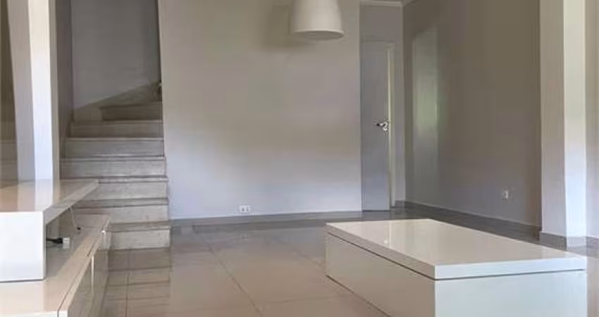 Marabvilhoso sobrado todo reformado no Planalto Paulista