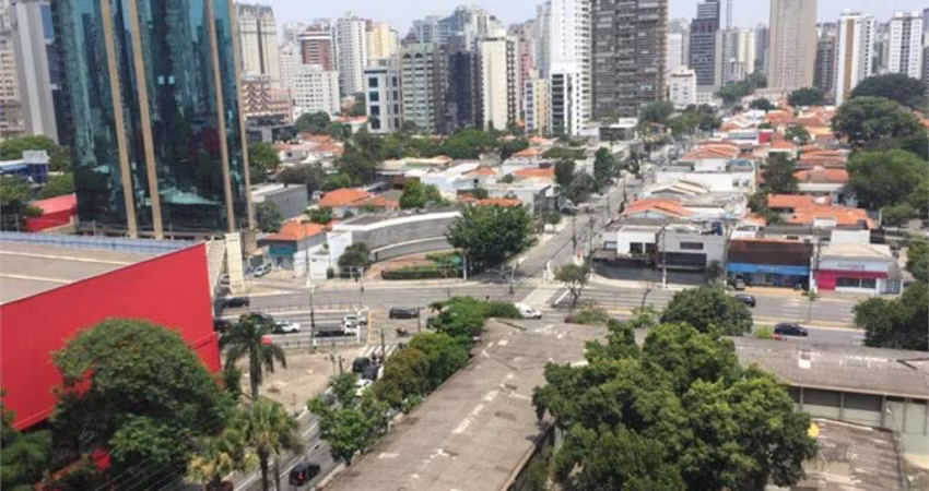 Apartamento no coração do Itaim bibi