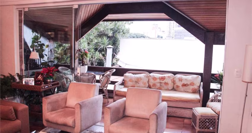 CASA COM 3 SUÍTES E PISCINA - planalto paulista