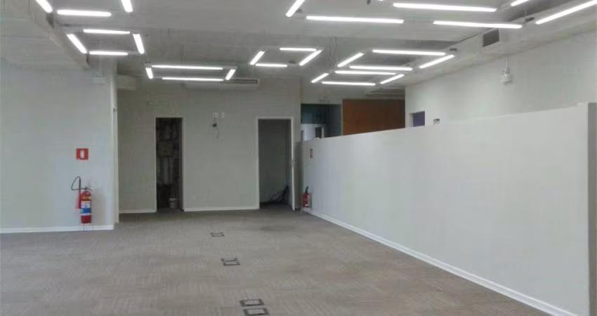 Unidade comercial na Vila Olímpia de 375m²