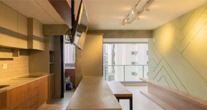 Apartamento à venda de 71 m² em Moema de 2 quartos sendo 1 suite e 1 vaga.