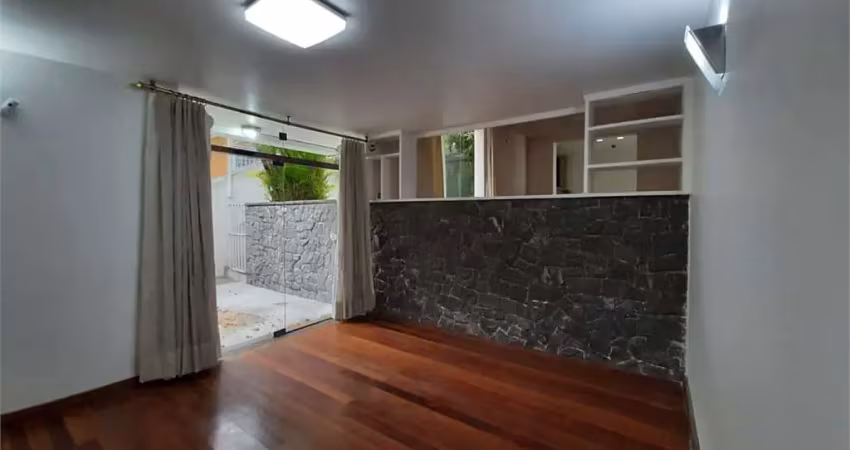 Localizada no nobre alto da lapa e pertencente à companhia city,