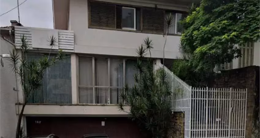 Casa-São Paulo-PARAÍSO | Ref.: REO552262