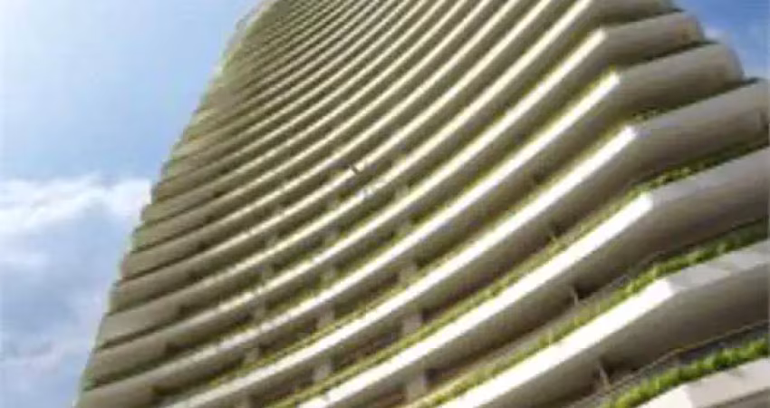 Moema, 3 suites, 2 vagas, lazer completo e arquitetura renomada italiana !
