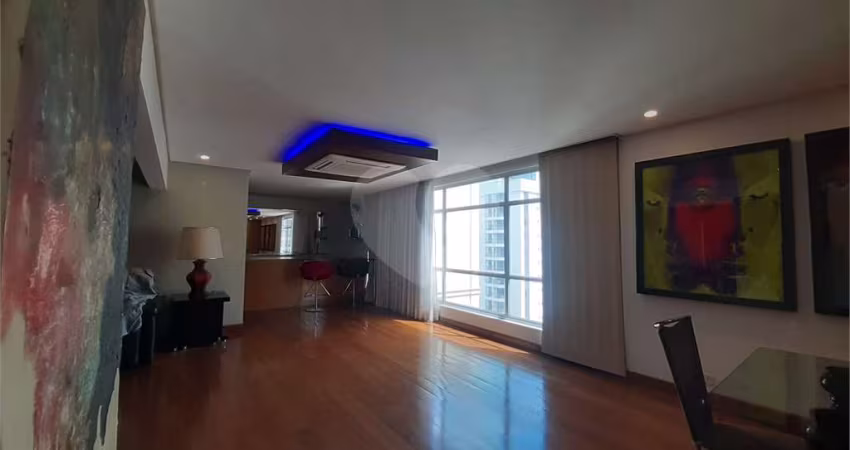 Alameda Santos - Venda - Cobertura mobiliada - 200m² - 2 dormitórios - 1 suíte - 2 vagas