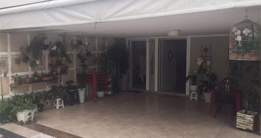 4 dormitórios com piscina no Planalto