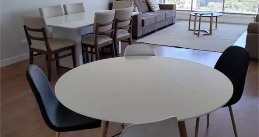 Apartamento com 3 dormitórios e uma vaga em localização e vista sem igual.