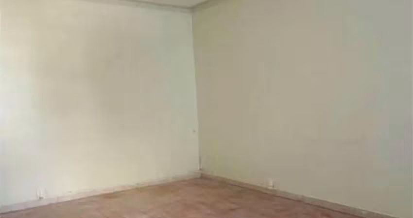 Casa com 3 quartos à venda na Rua Martim de Sá, --, Vila Mariana, São Paulo