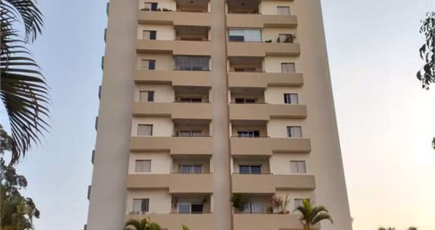 Apartamento Conjugado de 140 metros/ 4 dorm./2 Suites/Lareira/Cond. Clube/S. Quadra Morumbi