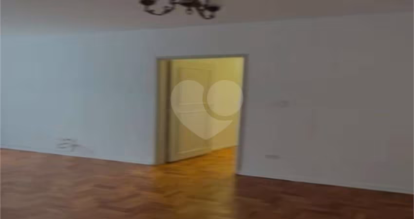 Apartamento 100 metros no Jardim Paulista