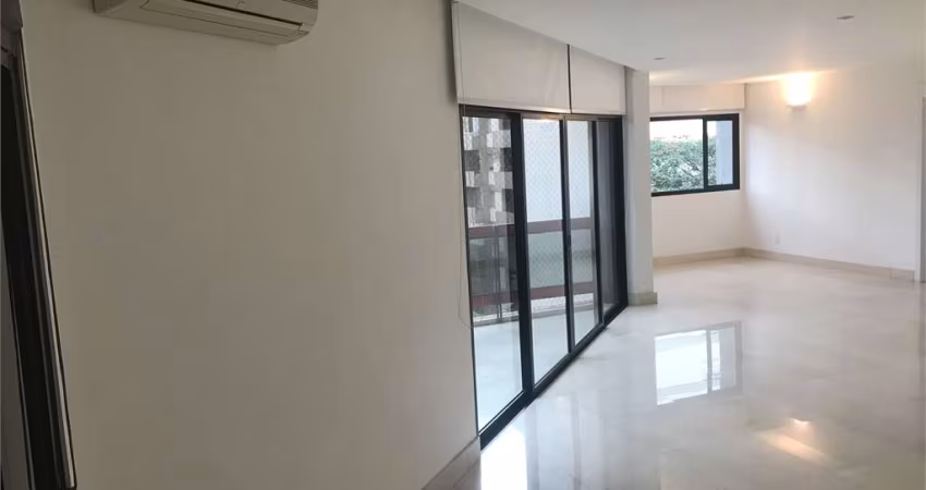 Moema Pássaros- 3 suites, 3 vagas fora da rota