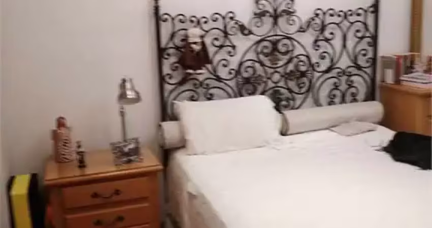 Apartamento com 3 quartos para alugar na Alameda Santos, --, Jardim América, São Paulo