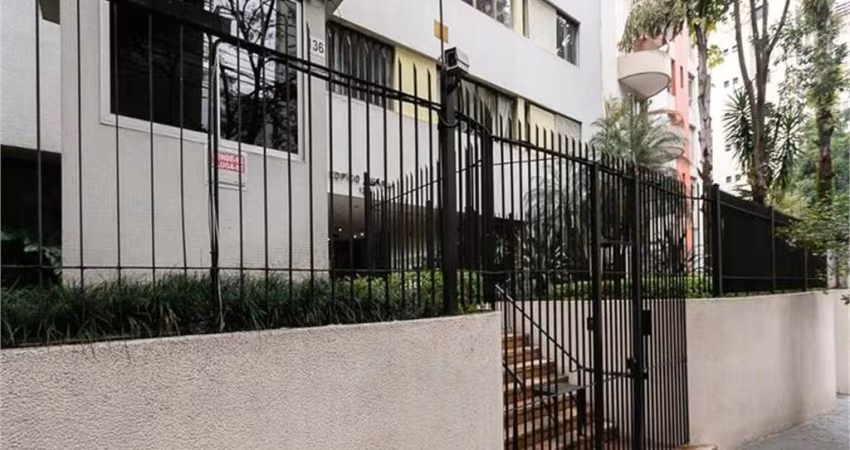Jardim Paulista, na Almeda Itu