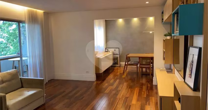 Apartamento super lindo e reformado no campo belo com 171m²
