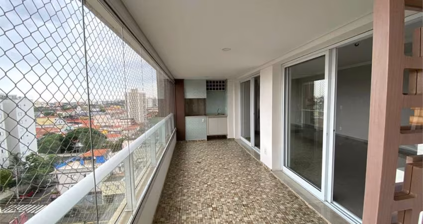 Excelente apartamento com 3 quartos e 2 vagas no Bosque da Saúde