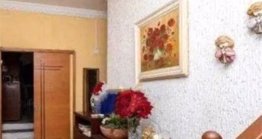 Casa com 3 quartos à venda na Rua Luís Murat, --, Vila Madalena, São Paulo