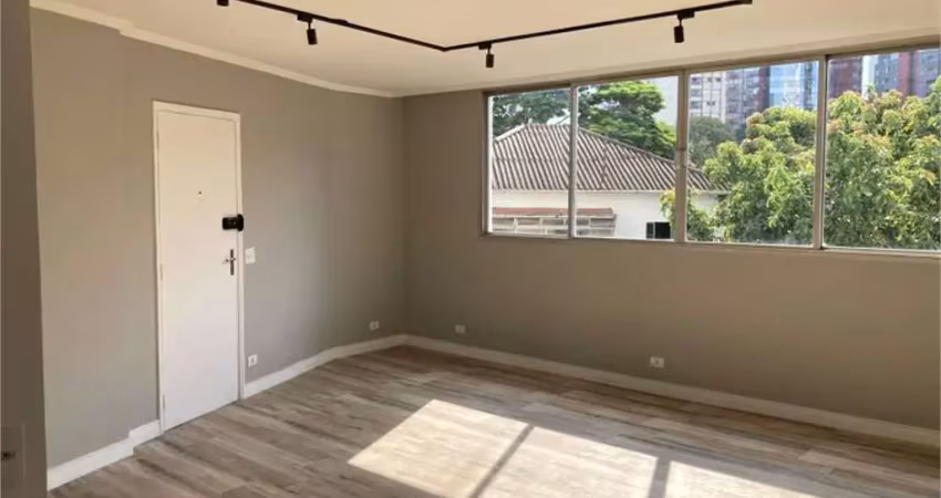 Apartamento com 3 quartos à venda na Rua Artur de Azevedo, --, Jardim América, São Paulo