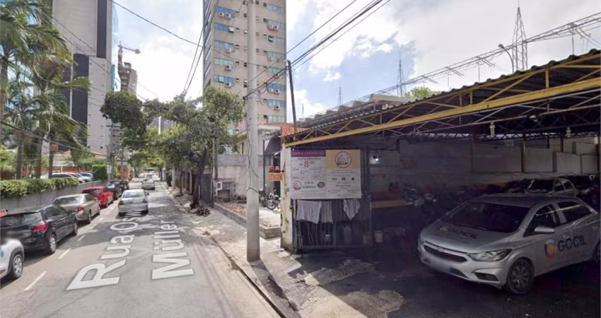 Galpão com 250 m2 a venda na região da Berrini, no Brooklin