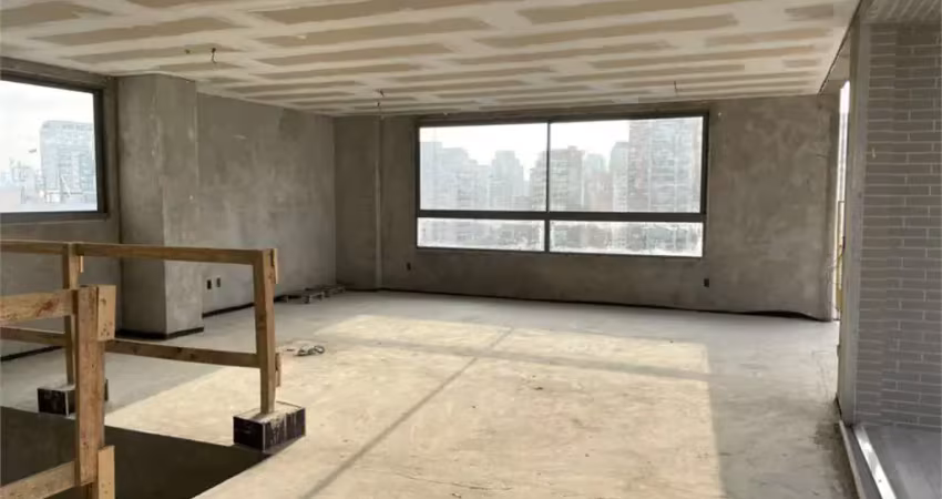 Moema Pássaros, Cobertura Duplex no contra piso!!