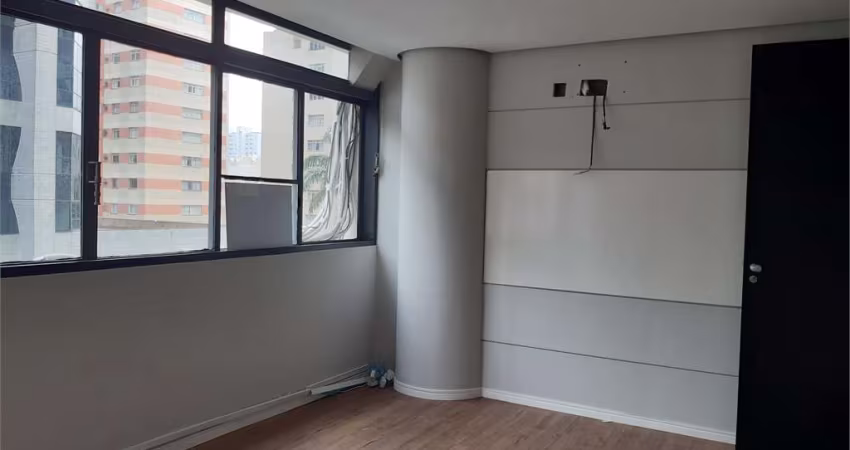 CONJUNTO COMERCIAL METRÔ BRIGADEIRO