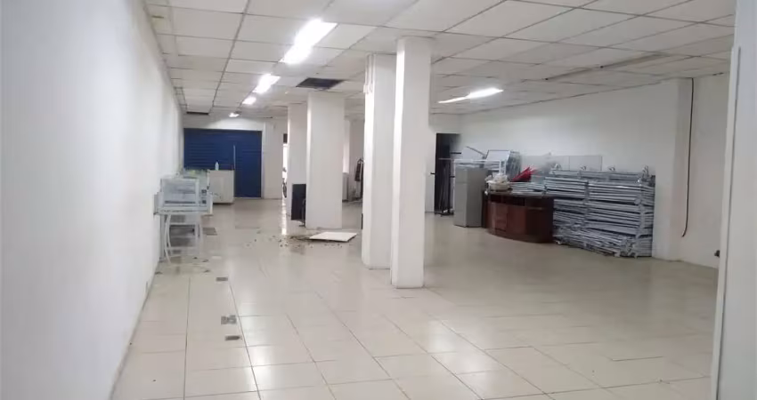Casa comercial para alugar na Avenida Pavão, --, Moema, São Paulo
