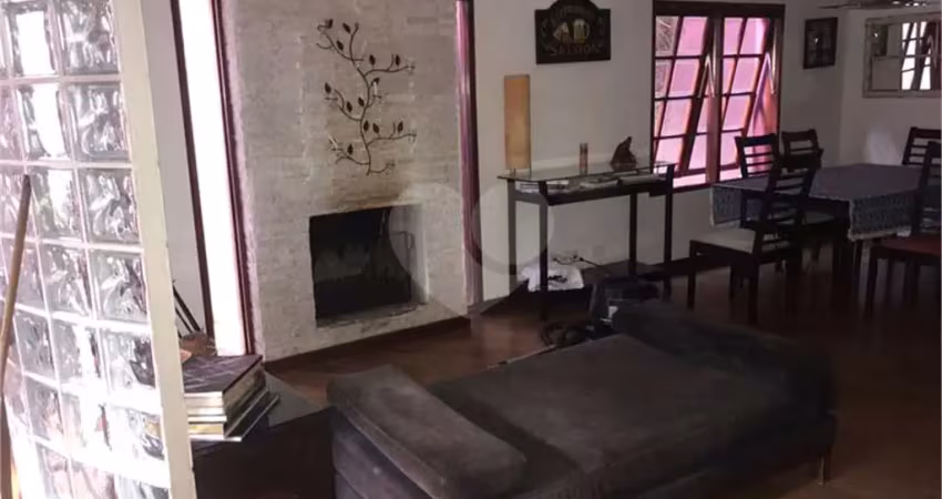 Casa com 3 quartos à venda na Rua Barão do Triunfo, --, Brooklin, São Paulo