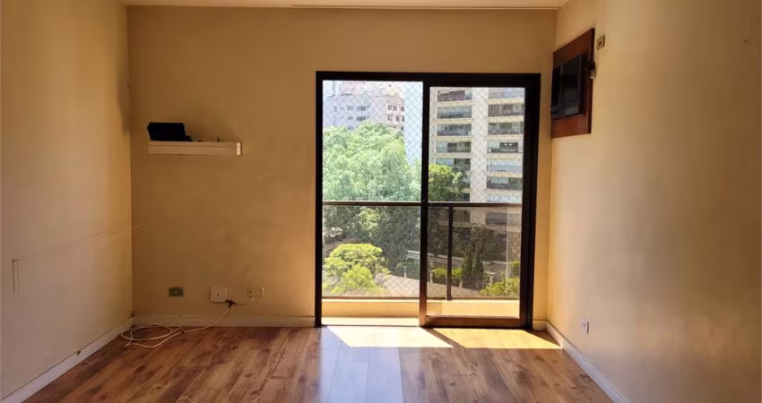 Apartamento com 2 vagas - Cerqueira Cesar