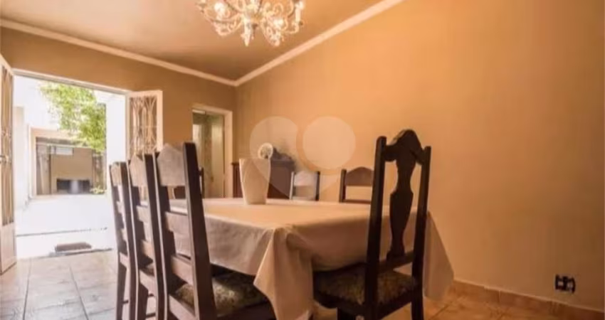 Casa à Venda - Brooklin, 3 Quartos, 260 m2
