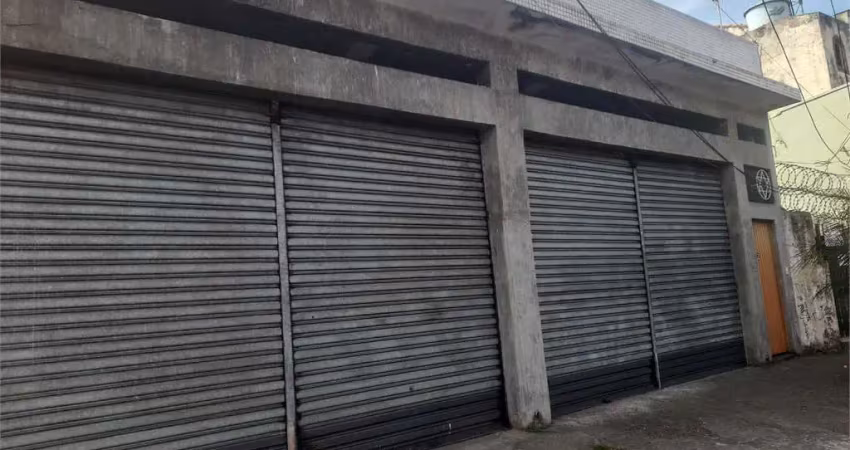 Oportunidade sobrado e casa térrea. imperdível. ótimo investimento, não perca esta oportunidade.