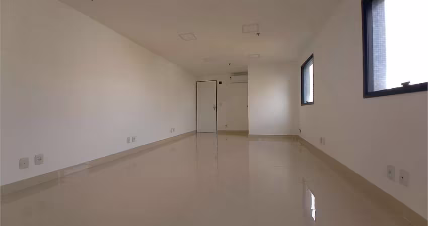 Oportunidade de sala comercial em Moema
