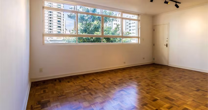Próx. Shopping Higienópolis / Reformado / 3 dorm. ( 1 suíte) / 1 vaga demarcada /  dep. empr.