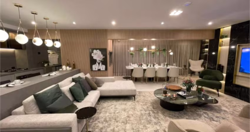 Apartamento-São Paulo-CAMPO BELO | Ref.: REO711156