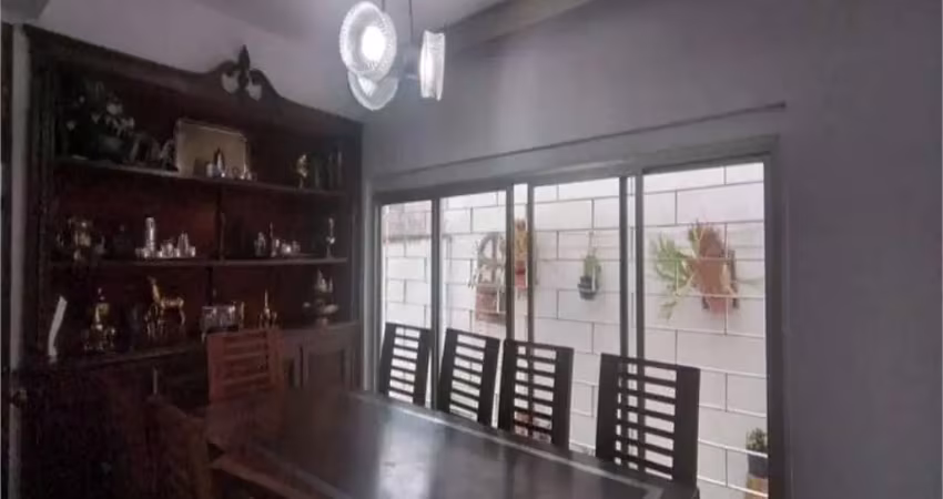 Casa tipo sobrado a venda no jardim paulistano. 3 suites, 3 vgs!